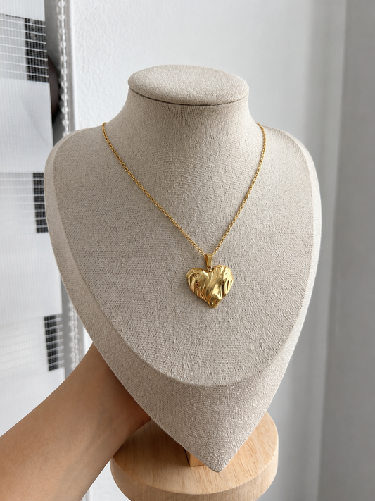 Collar corazón - dorado