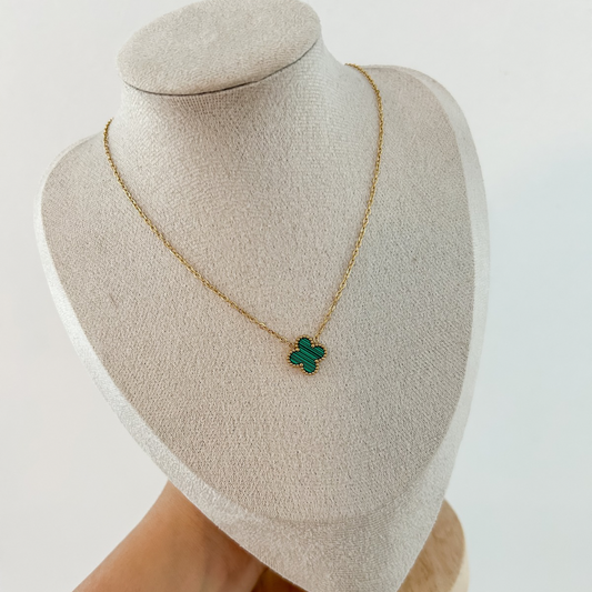 Collar trébol verde - dorado