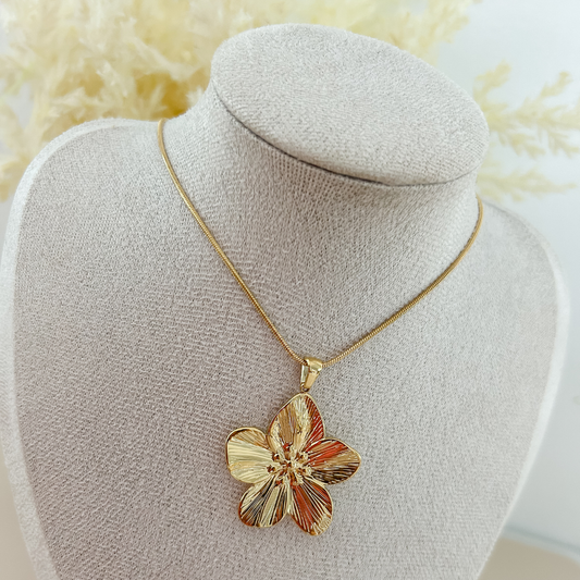 Collar flor - dorado