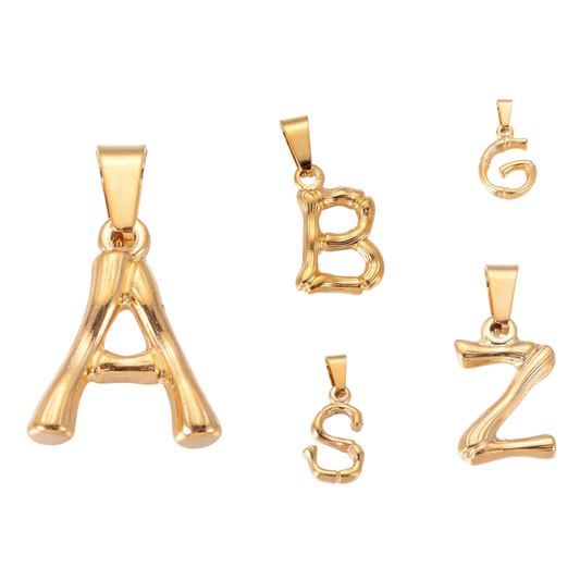 Charm inicial - letras A a Z - dorado
