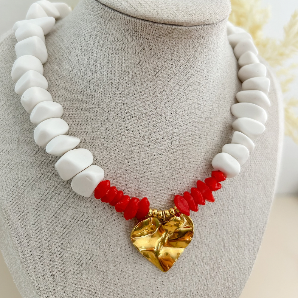 Collar corazón - chips rojo - dorado