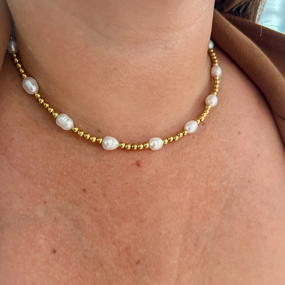 Collar bolitas y perlas - dorado