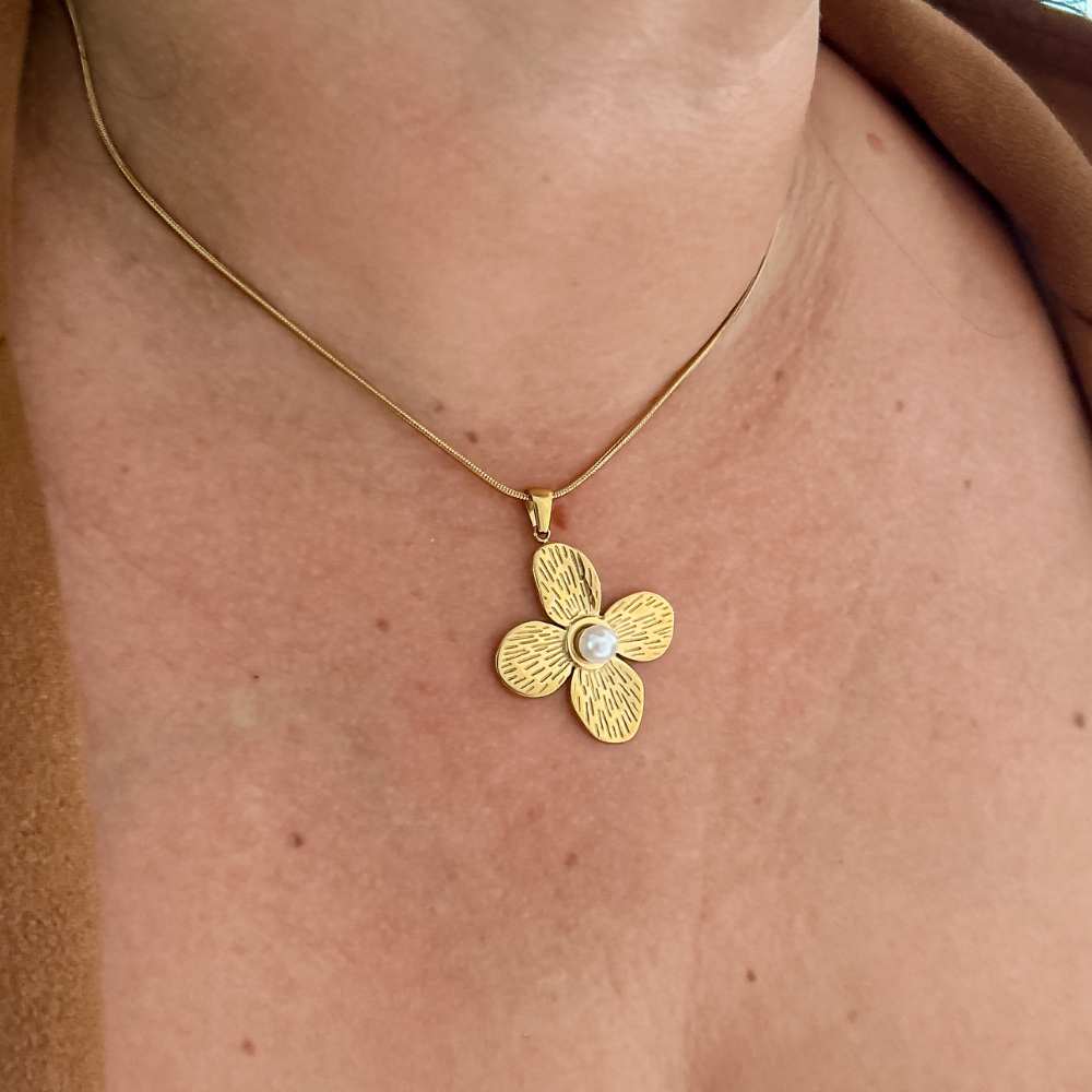 Collar flor - perla - dorado