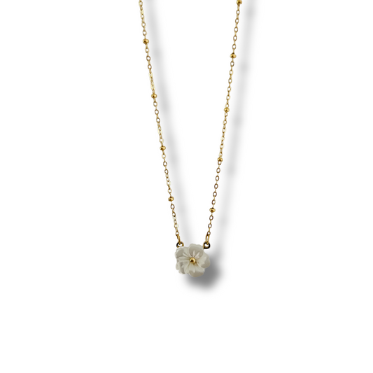 Collar flor perlada - dorado